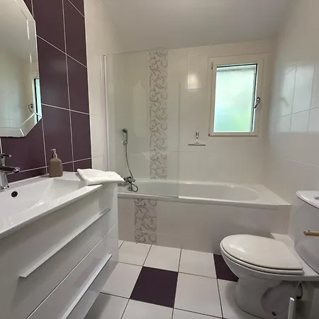 Le Hameau Des Possibles 16- Personnes