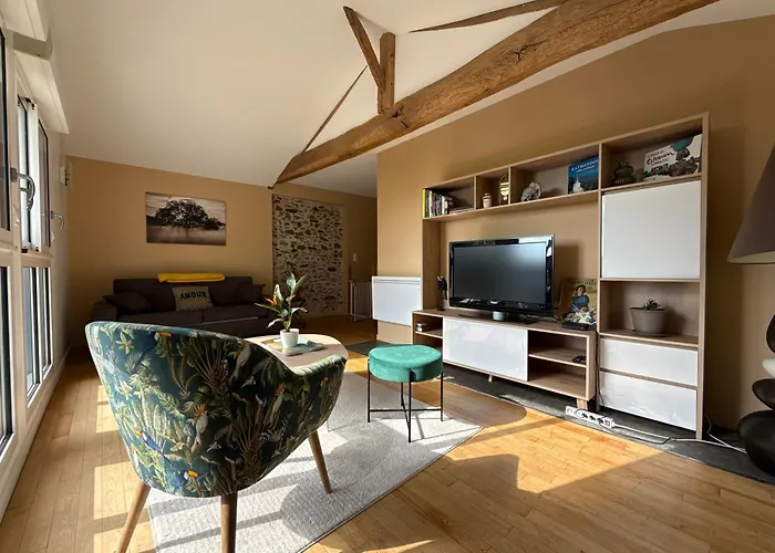 Le Hameau Des Possibles 16- Personnes Hébergement de vacances