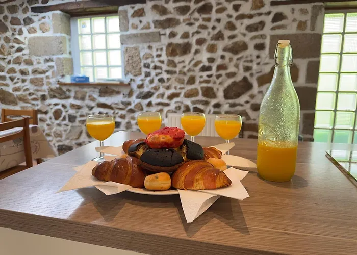 Le Hameau Des Possibles 16- Personnes Hébergement de vacances *