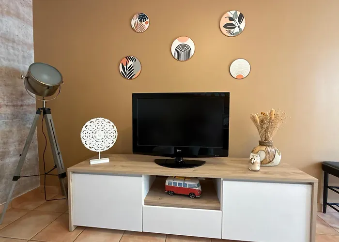 Le Hameau Des Possibles 16- Personnes Hébergement de vacances *