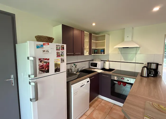 Le Hameau Des Possibles 16- Personnes Hébergement de vacances *