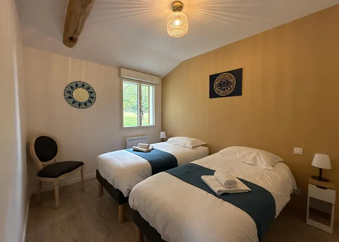 Le Hameau Des Possibles 16- Personnes Hébergement de vacances *